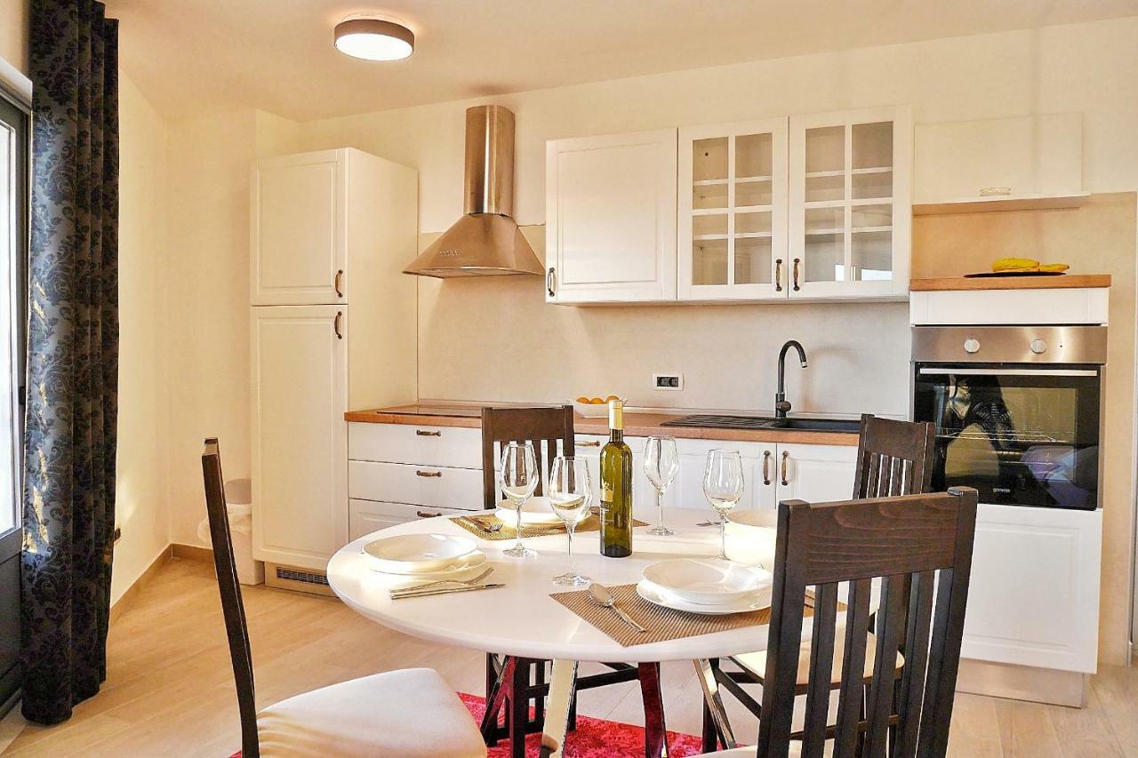 Apartments Mario Migros ماكارسكا المظهر الخارجي الصورة
